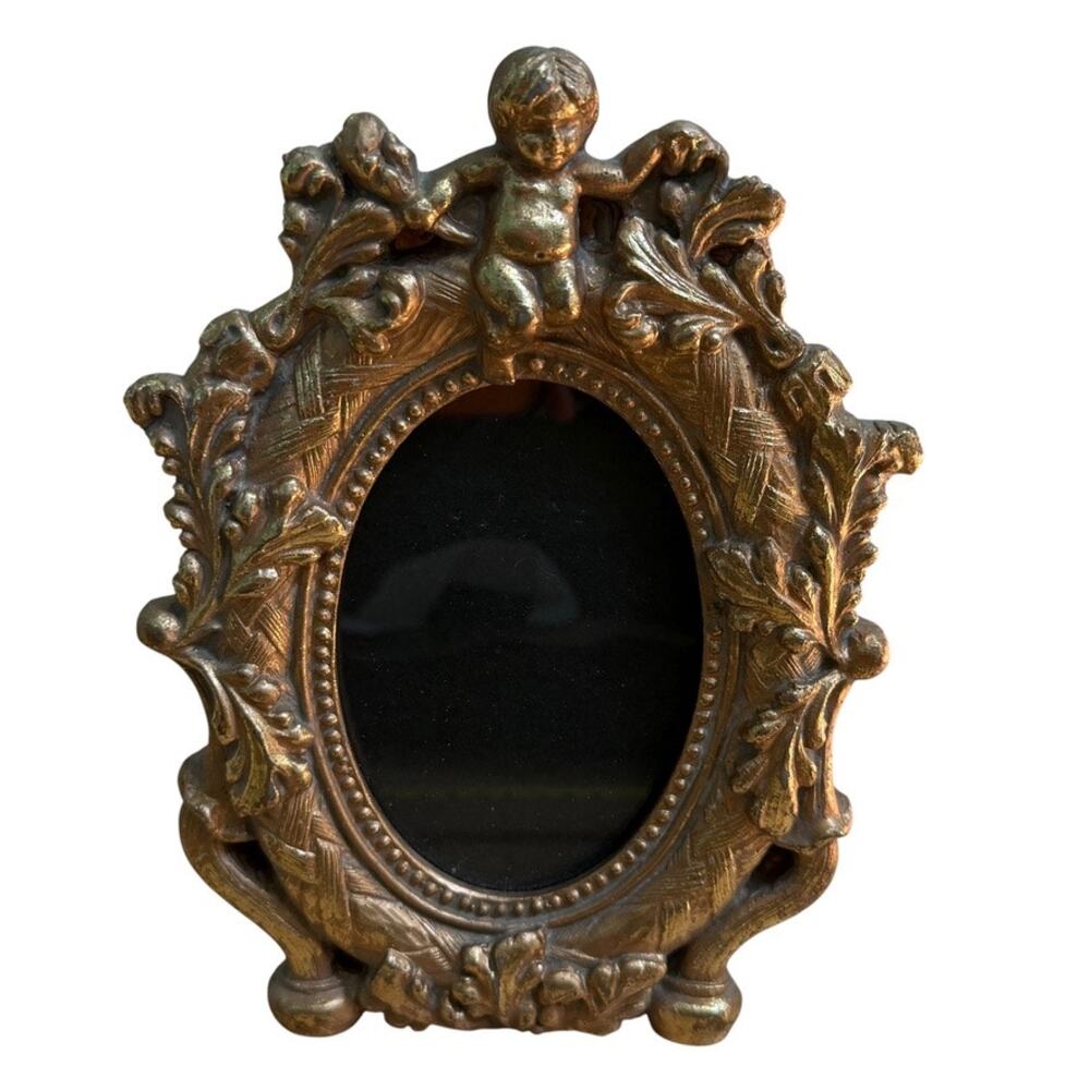 Ornate Cherub Oval Picture Frame Vintage Made in Korea Faux Brass Gold Tone Aged